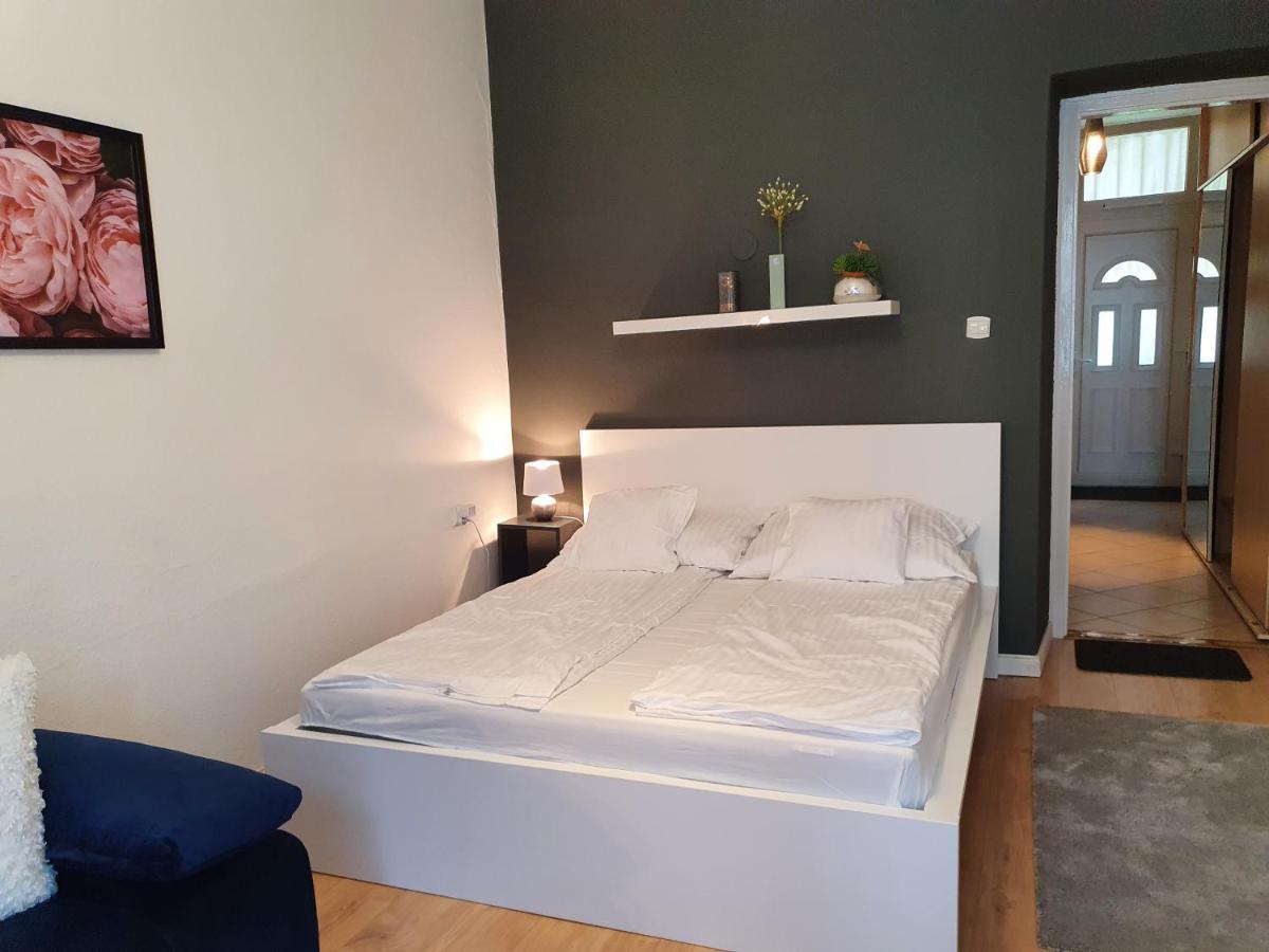 BöSIX Apartman Budapeşte Dış mekan fotoğraf