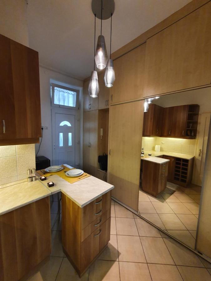 BöSIX Apartman Budapeşte Dış mekan fotoğraf