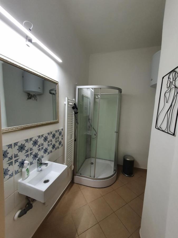 BöSIX Apartman Budapeşte Dış mekan fotoğraf