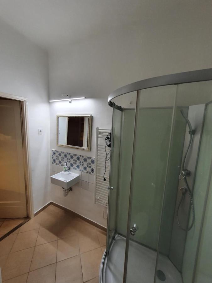 BöSIX Apartman Budapeşte Dış mekan fotoğraf