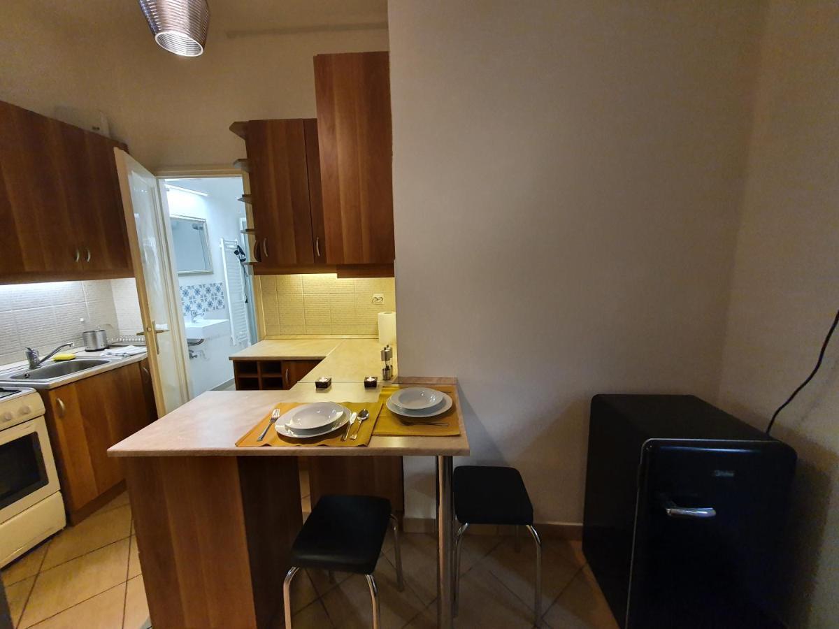 BöSIX Apartman Budapeşte Dış mekan fotoğraf